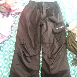 NWOT boys snowpants